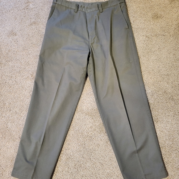 EUC Men's 38x30 Puritan Olive Green Pleated Slacks - Picture 5 of 6